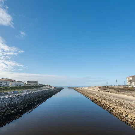 Maison Renovee Pour 8 Pers Avec Terrasse Pres Des Plages Et Activites - Fr-1-50-141 Holiday home *